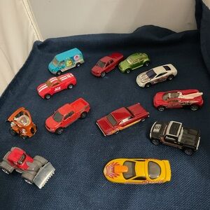 Assorted Die-Cast Toy Cars Set Hot Wheels, Matchbox and Maisto